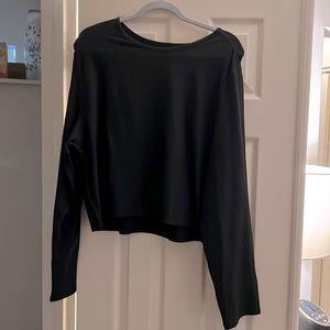 Black Long Sleeve Cropped Top